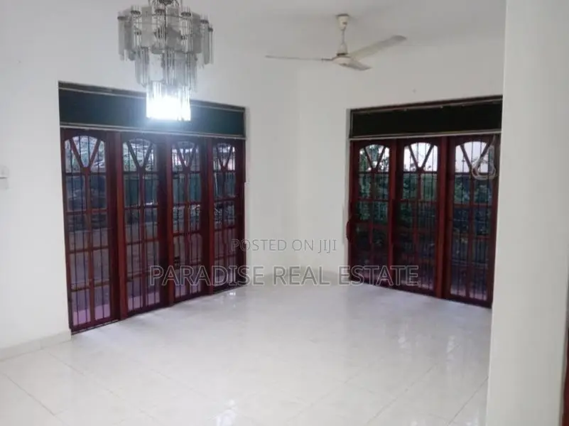 SPACIOUS GROUND FLOOR HOUSE FOR RENT IN NUGEGODA