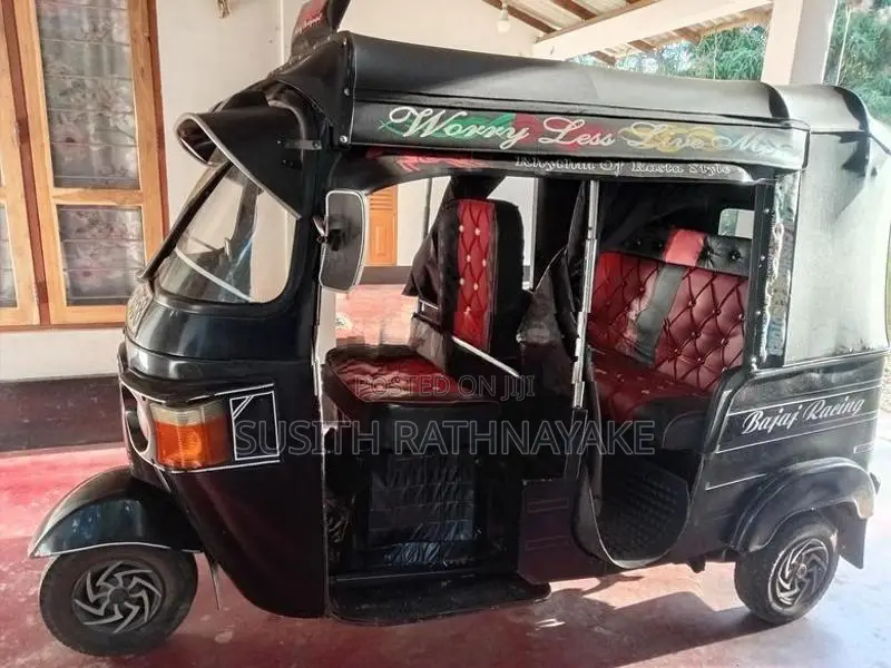 Bajaj RE 2011