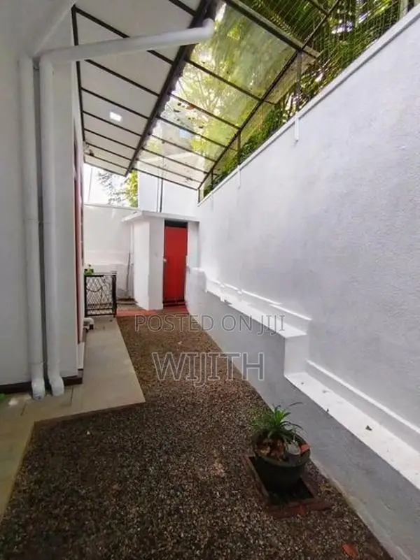 354dr,ගඩොල්වලින් තෑනු අලුත් තනිමහල් නිවසක් විකිනිමට කොටිටාවෙි