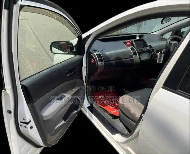 Toyota Prius 2012