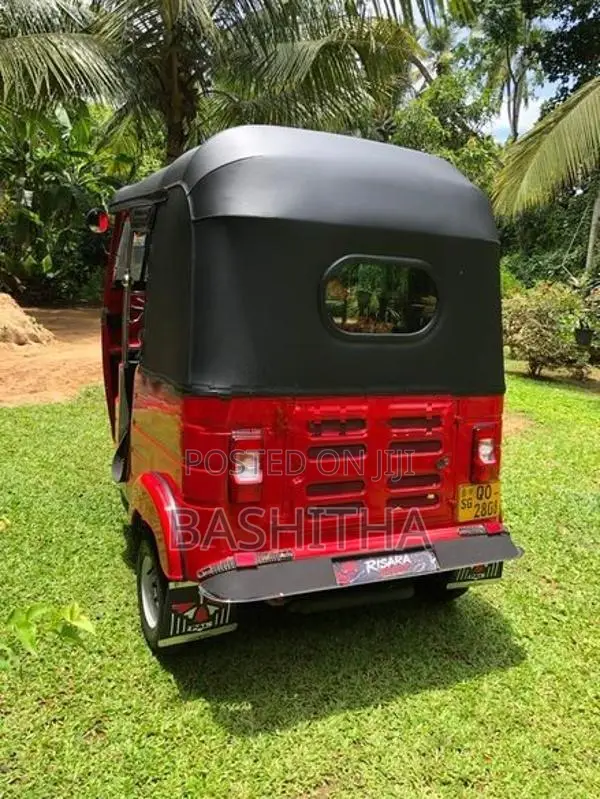 Bajaj RE 2008