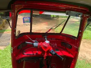 Bajaj RE 2008