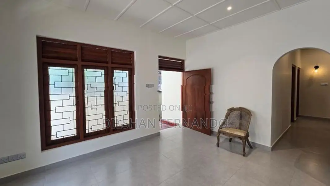 Newly Renovated House for Rent in Mattakkuliya