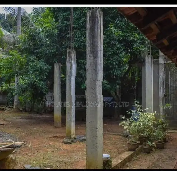 42 Perch Property With Half-Built House – Rambukkana