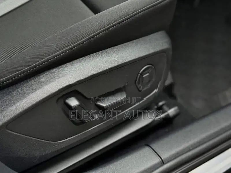 Audi A3 Sedan Sunroof 2023