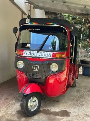 Bajaj RE 2015