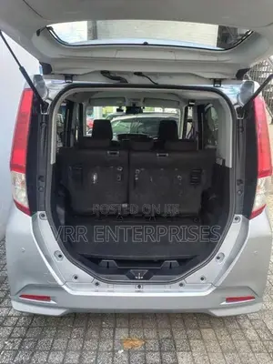 Toyota Roomy 2023