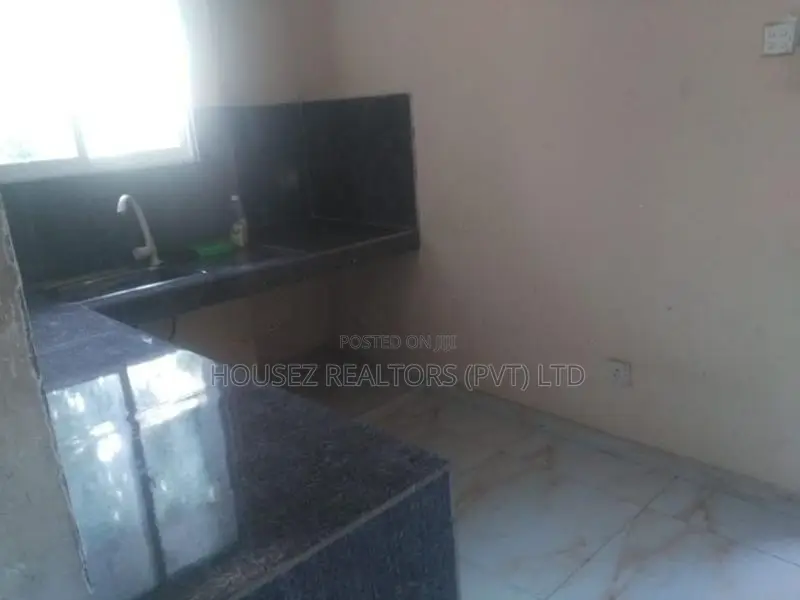 Commercial House for Rent – Boralesgamuwa
