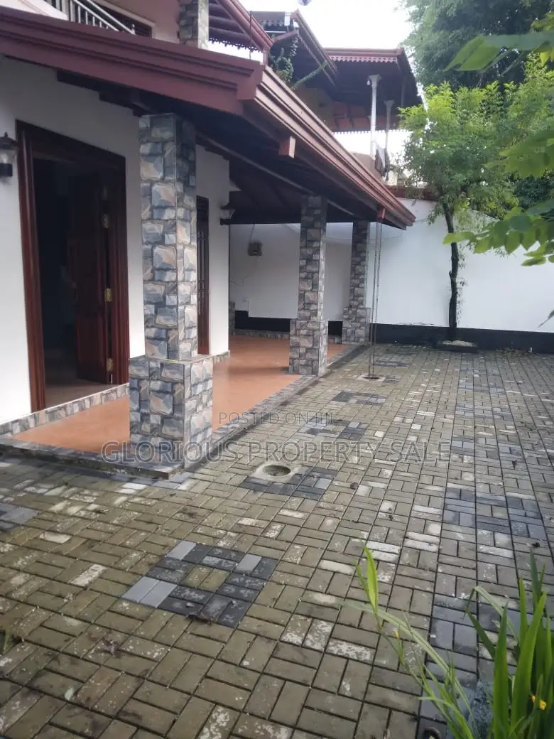 3bdrm House in Kadawatha for sale