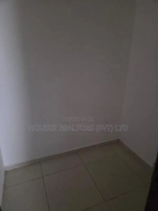 Spacious Apartment for Sale – Haig Road, Colombo 04