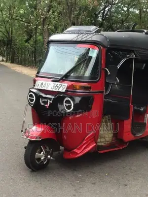 Bajaj RE 2014
