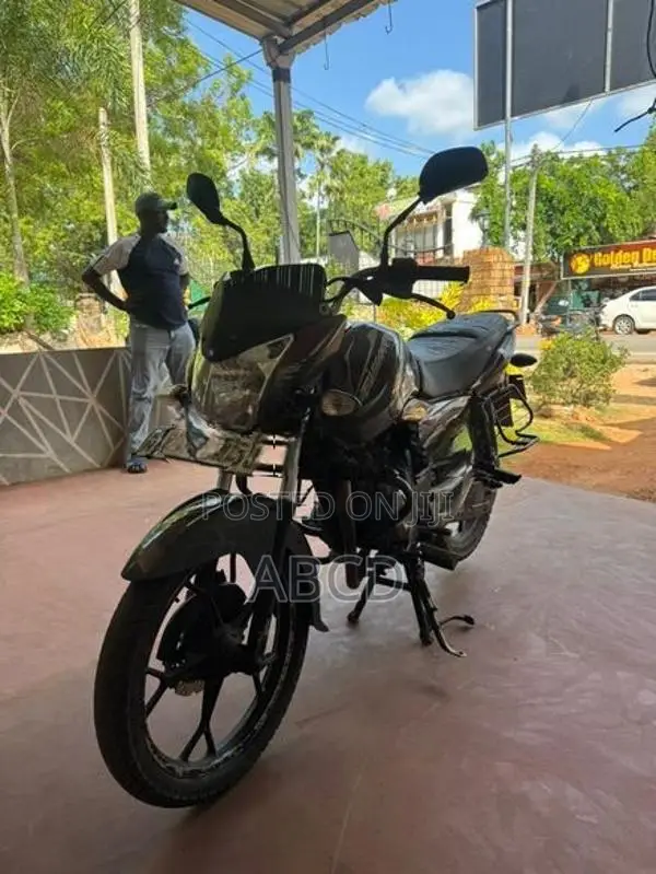 Bajaj Discover 125 2015