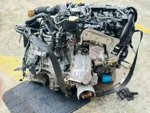 Toyota NGX50 CHR 8NR Engine & Gear Box (complete)