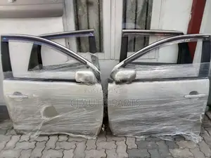Toyota Ist NCP60 Door Set with Side Mirrors