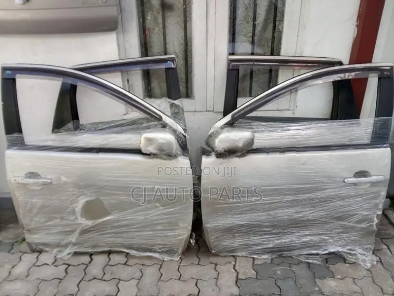 Toyota Ist NCP60 Door Set with Side Mirrors