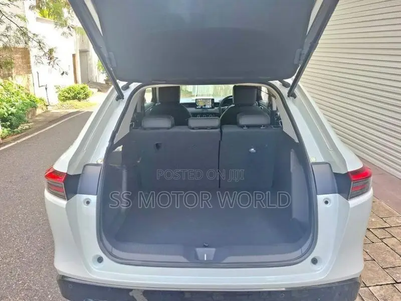 Honda Vezel RS PREMIUM 10SP 4WAY 2026