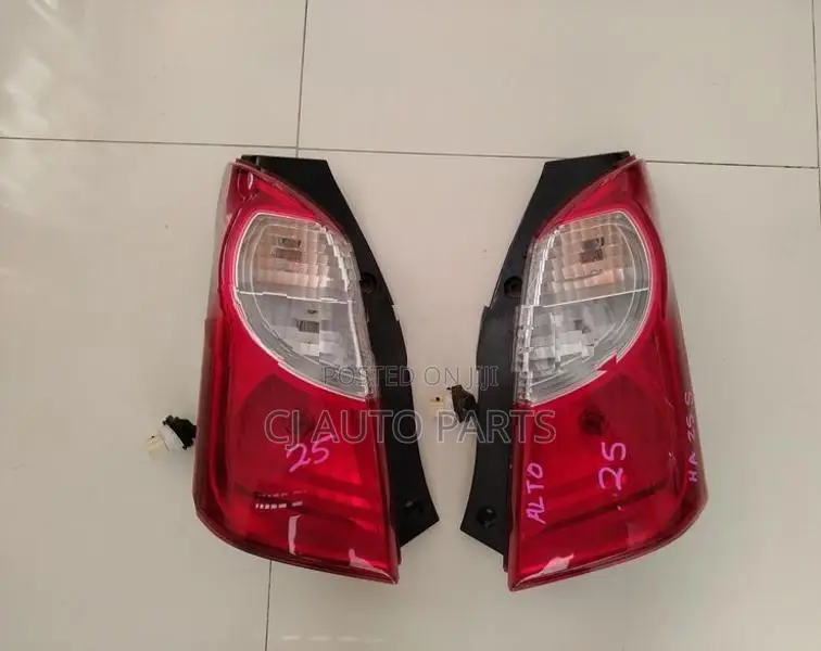 Suzuki Alto HA25 Tail light