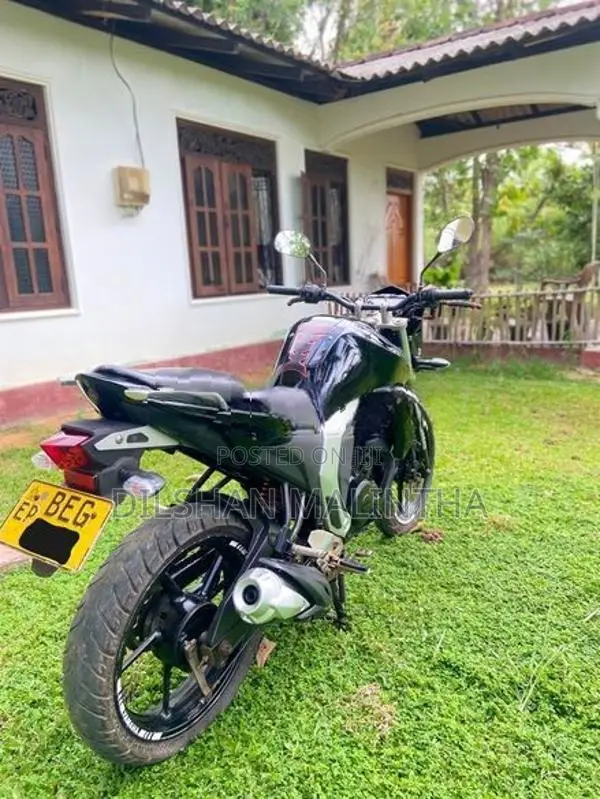 Yamaha Fazer 2016