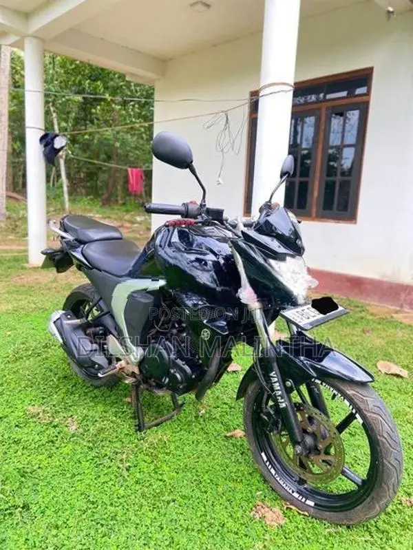 Yamaha Fazer 2016