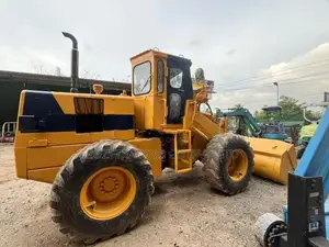 Komatsu 510 -3 Loader