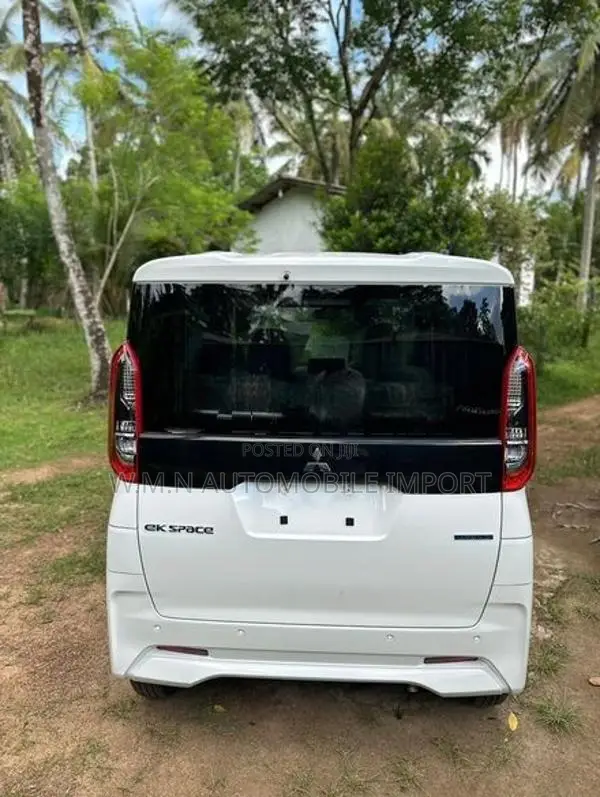 Nissan Roox 2025