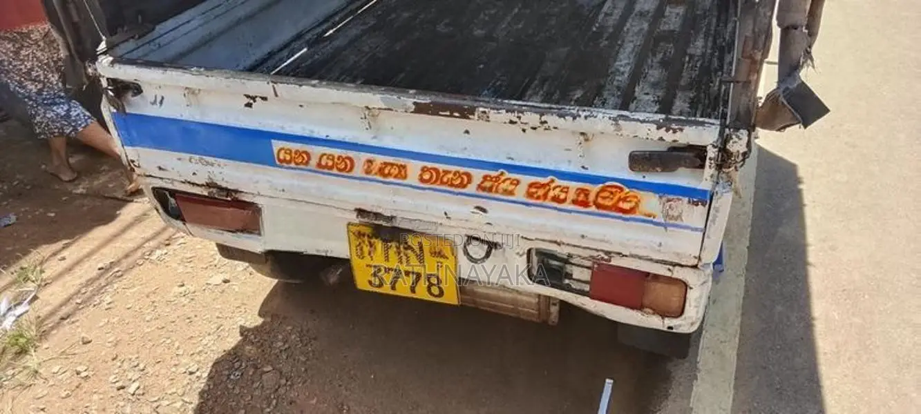 Mahindra Maxximo Buddy Lorry 1998