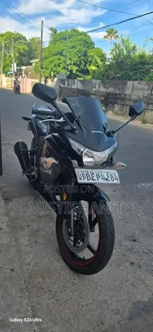 Honda CBR 250RR 2016