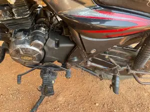 Bajaj Discover 125 2012