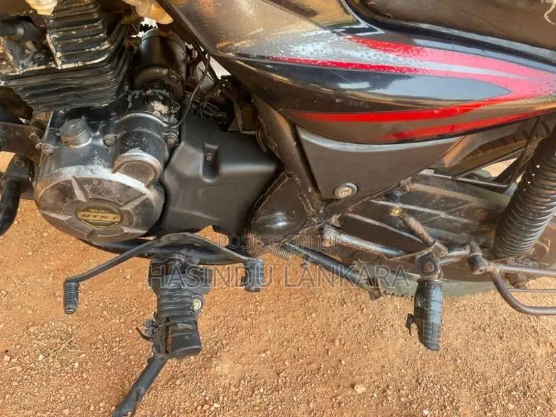 Bajaj Discover 125 2012
