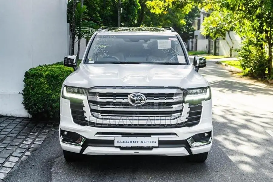 Toyota Land Cruiser Sahara LC300 ZX DIESEL 300 2026