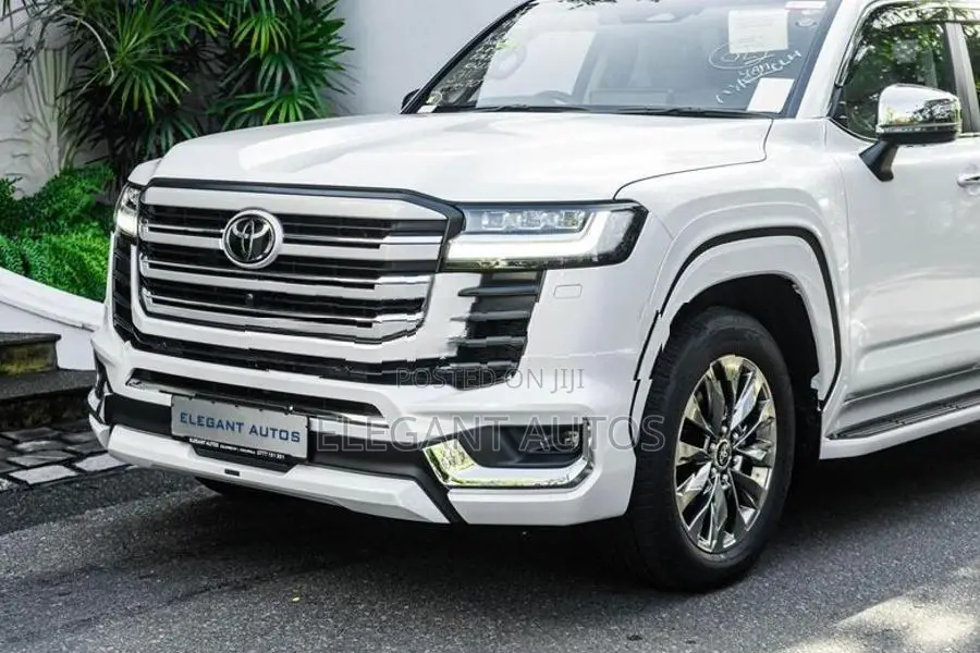 Toyota Land Cruiser Sahara LC300 ZX DIESEL 300 2026