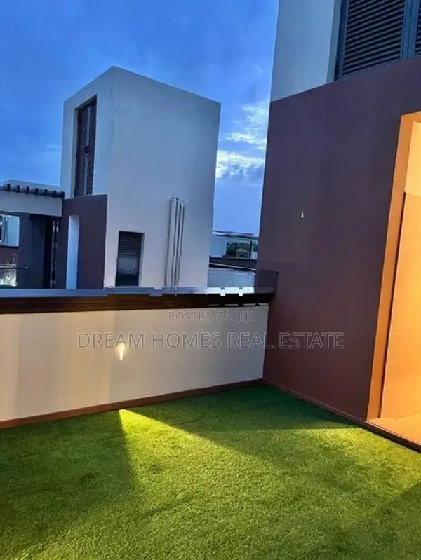 Architect-Designed 4 Bedroom House for Sale – Thalawathugoda