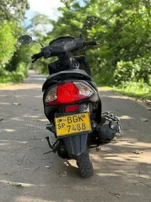 Honda Dio 2018