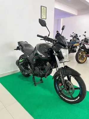 Yamaha FZS V1 2011