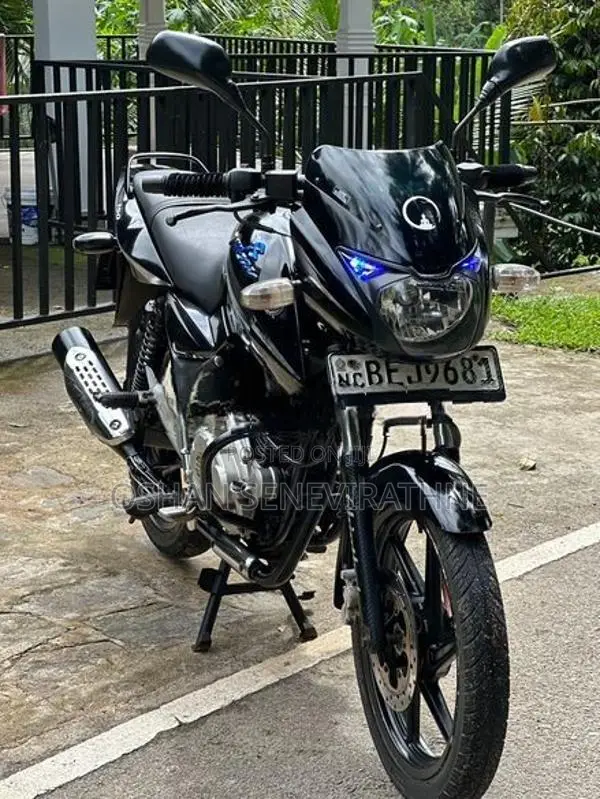 Bajaj Pulsar 150 2016