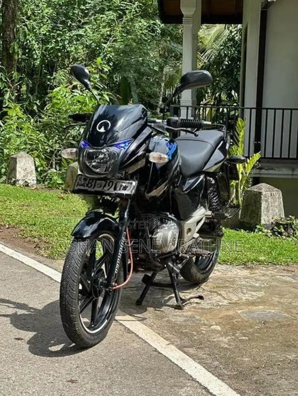 Bajaj Pulsar 150 2016
