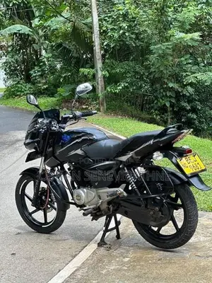 Bajaj Pulsar 150 2016