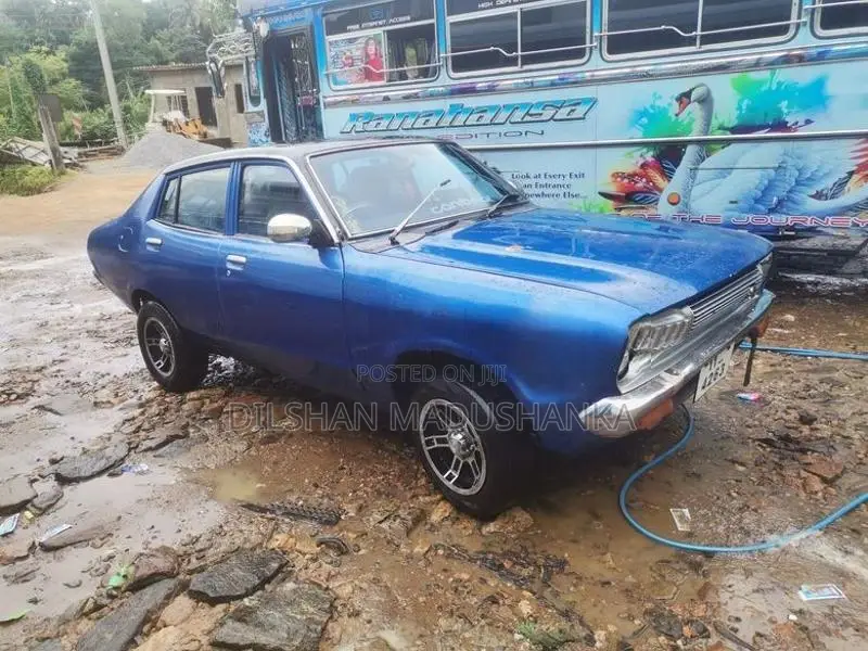 Nissan b210 1974