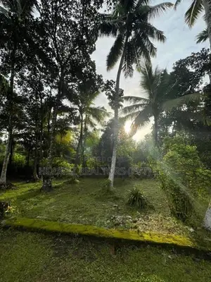 Prime 22-Perch Land with House for Sale – Oruwala, Athurugiriya