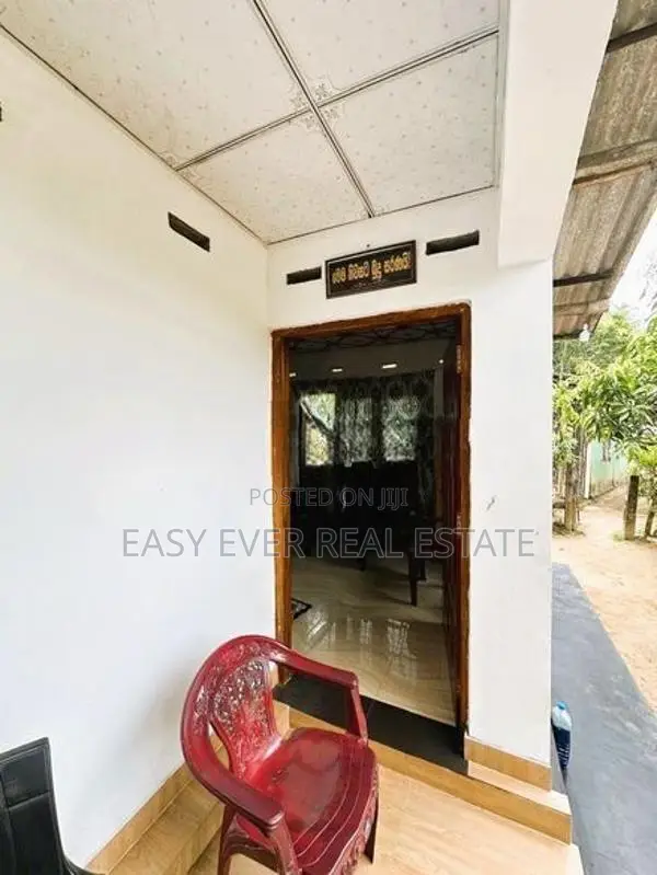 House for sale in Hanwella