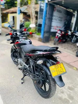 Bajaj Pulsar 150 2017