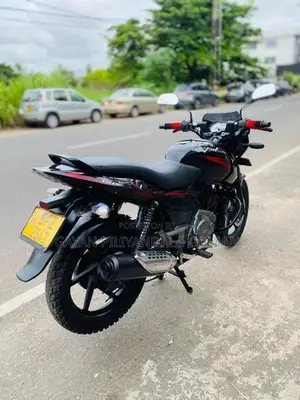 Bajaj Pulsar 150 2017