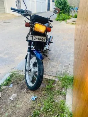 Honda CB 125 T Deluxe 2003