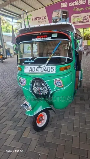 Bajaj RE 4 Stroke 2015