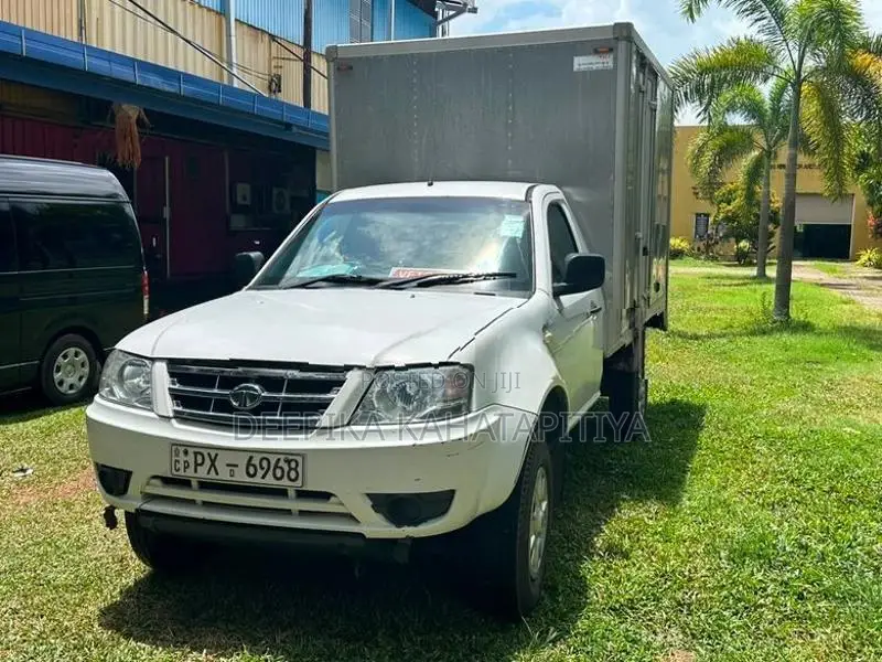 Tata Xenon 2014