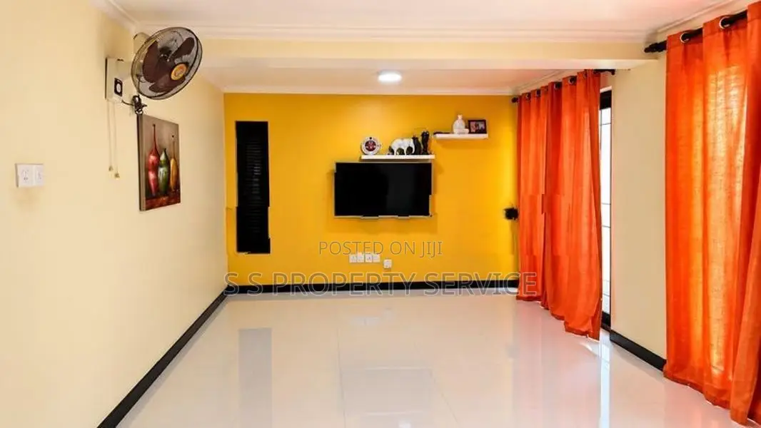 Bingiriya – Two-Story House with A 75-Perches Land for Sale (SSPH-451)