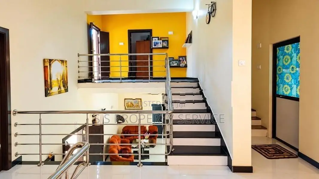 Bingiriya – Two-Story House with A 75-Perches Land for Sale (SSPH-451)