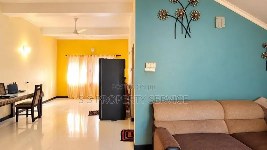 Bingiriya – Two-Story House with A 75-Perches Land for Sale (SSPH-451)