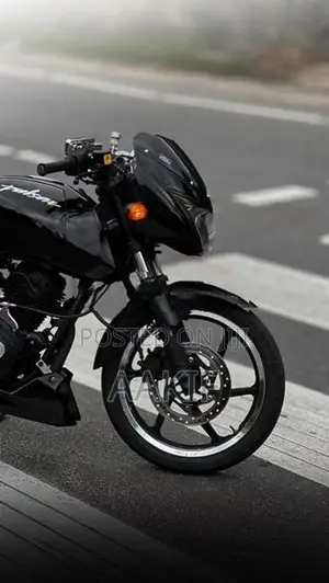 Bajaj Pulsar 180 2011
