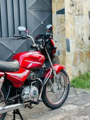 Bajaj CT100 2005